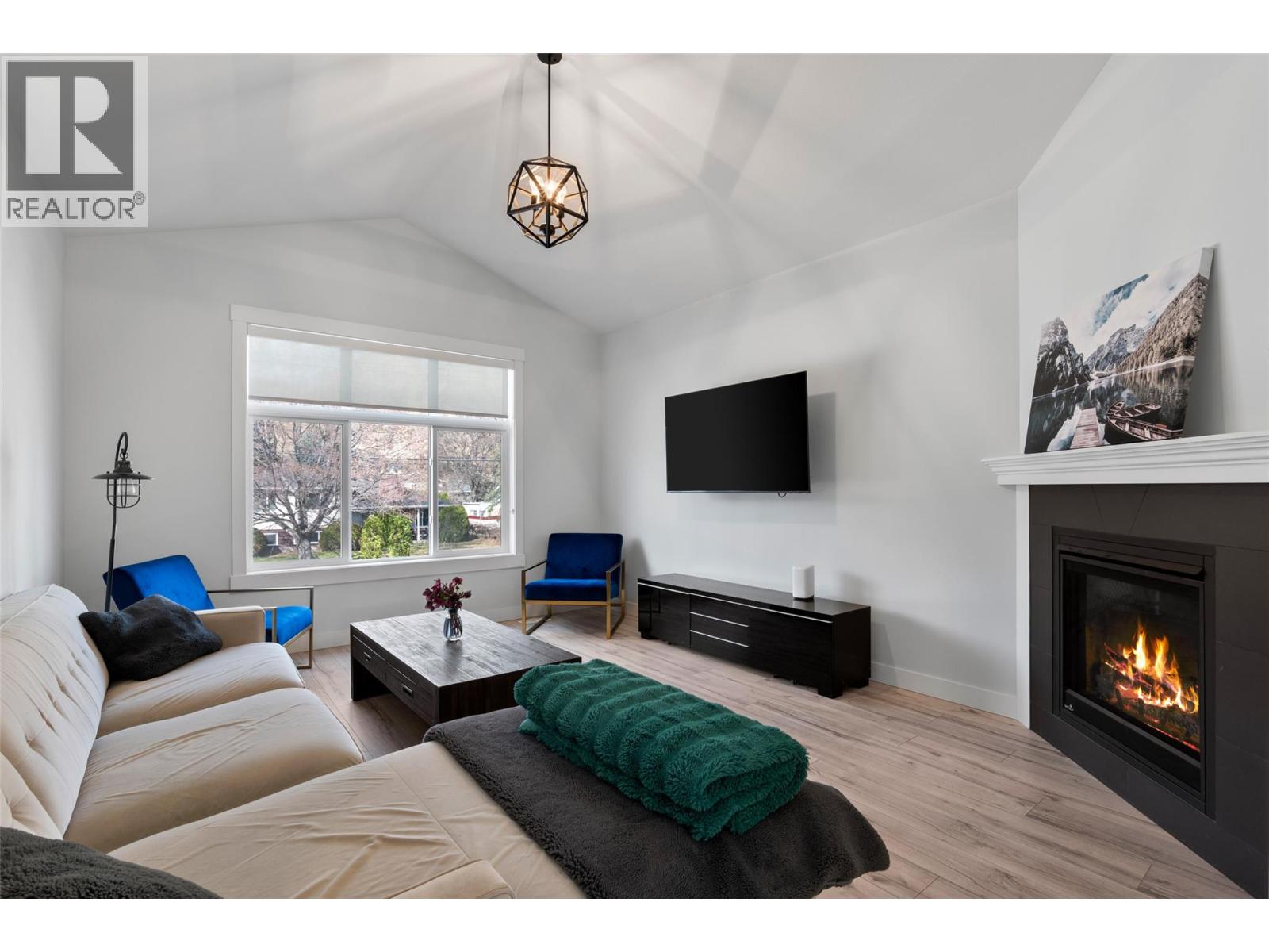 2355 Parkcrest Avenue, Kamloops, British Columbia  V2B 4Y2 - Photo 7 - 10381049