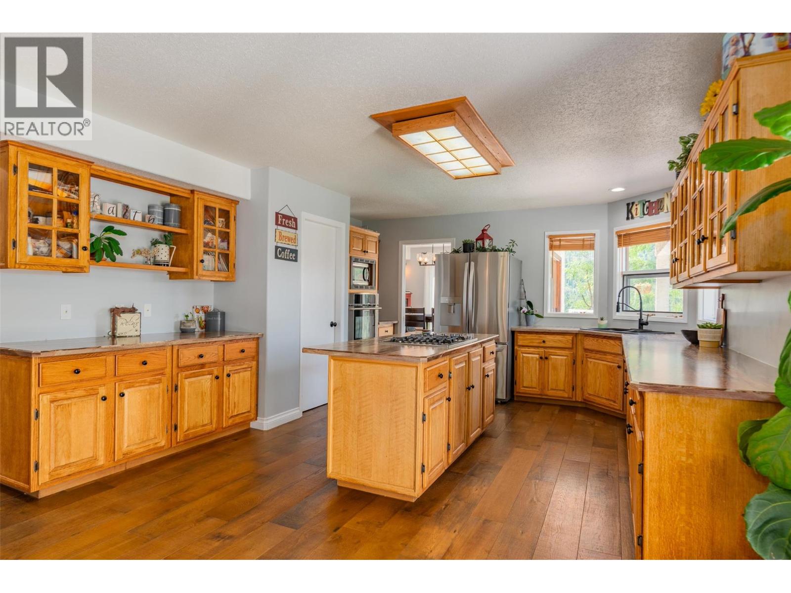 507 15th Avenue, Genelle, British Columbia  V0G 1G0 - Photo 3 - 10381402