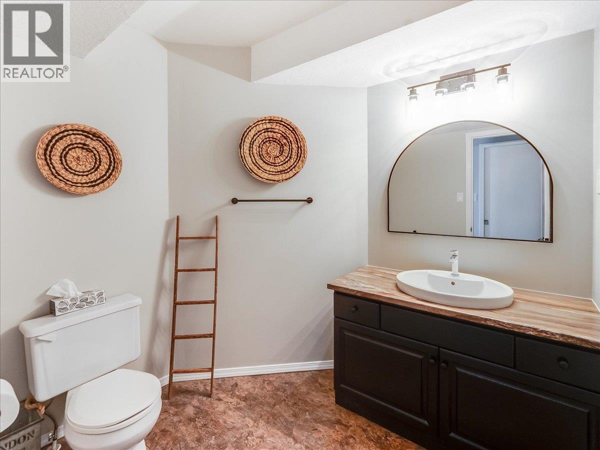 507 15th Avenue, Genelle, British Columbia  V0G 1G0 - Photo 35 - 10381402