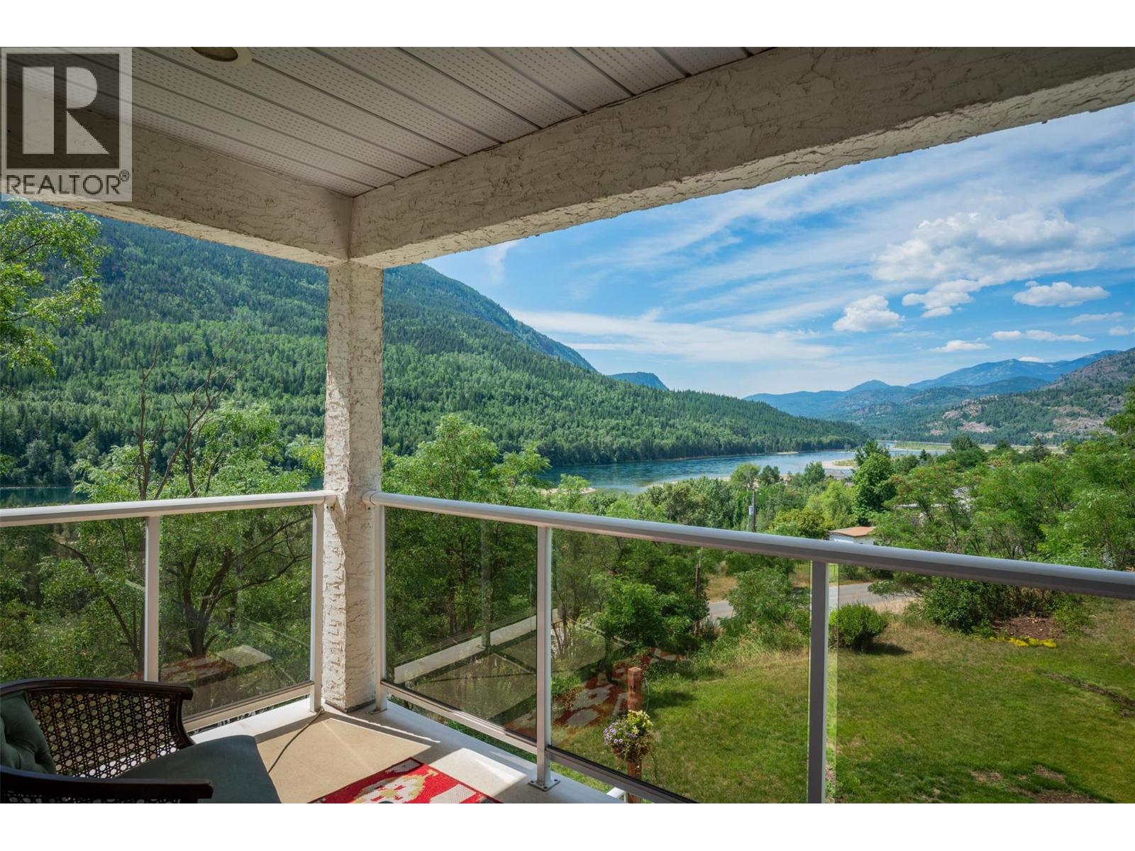 507 15th Avenue, Genelle, British Columbia  V0G 1G0 - Photo 48 - 10381402