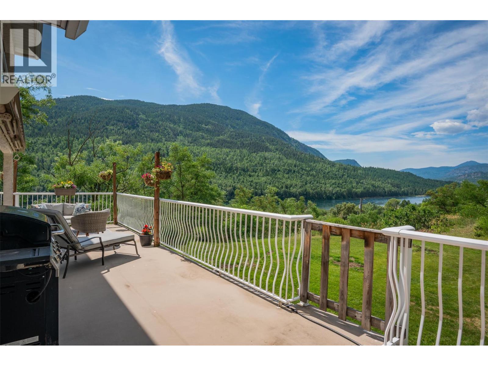 507 15th Avenue, Genelle, British Columbia  V0G 1G0 - Photo 50 - 10381402