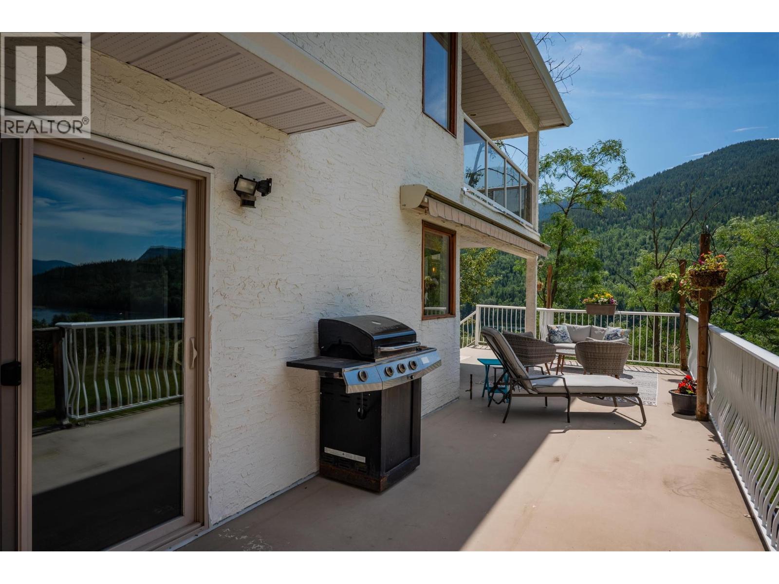 507 15th Avenue, Genelle, British Columbia  V0G 1G0 - Photo 52 - 10381402