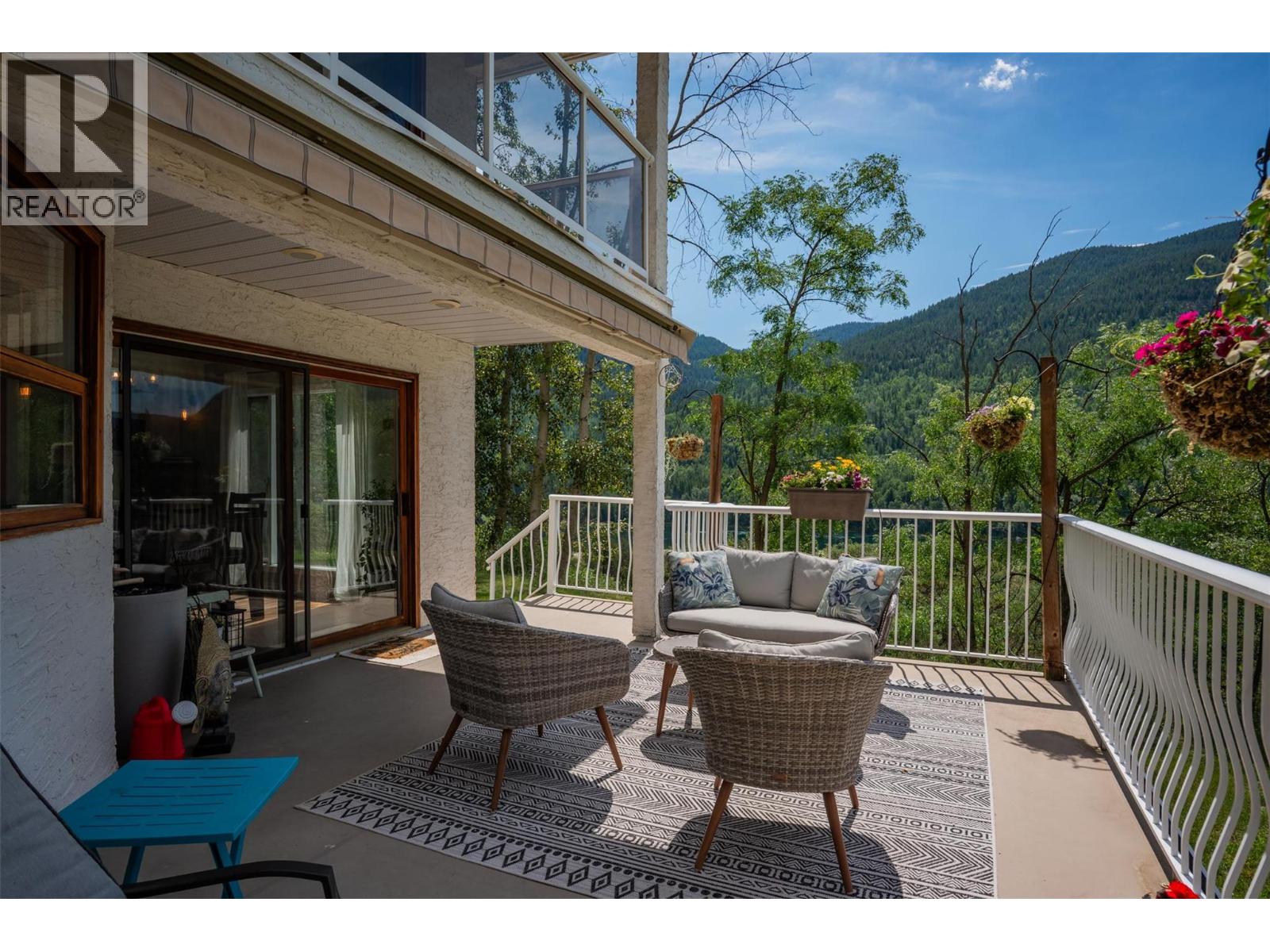 507 15th Avenue, Genelle, British Columbia  V0G 1G0 - Photo 53 - 10381402