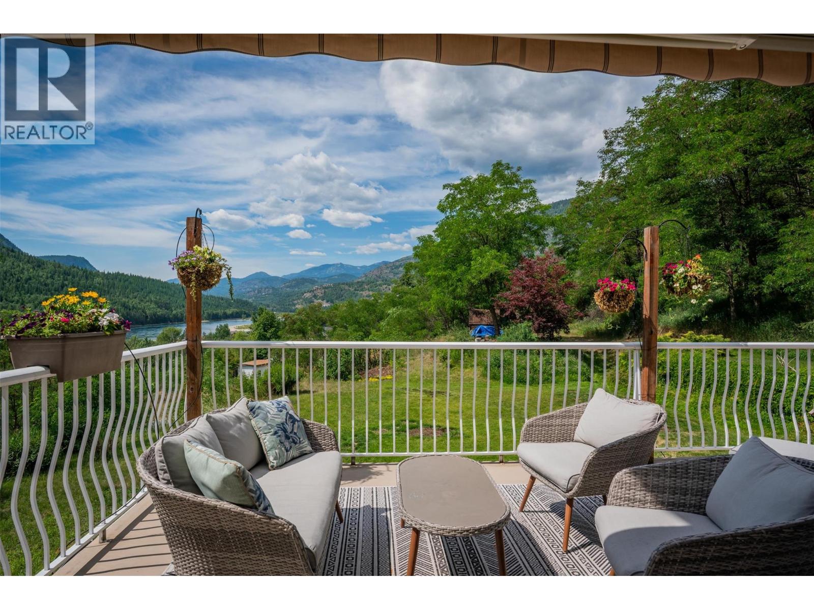 507 15th Avenue, Genelle, British Columbia  V0G 1G0 - Photo 56 - 10381402