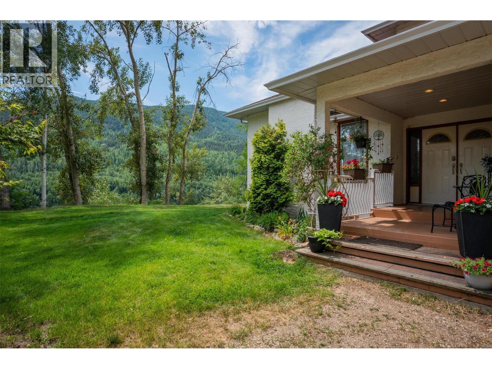 507 15th Avenue, Genelle, British Columbia  V0G 1G0 - Photo 58 - 10381402