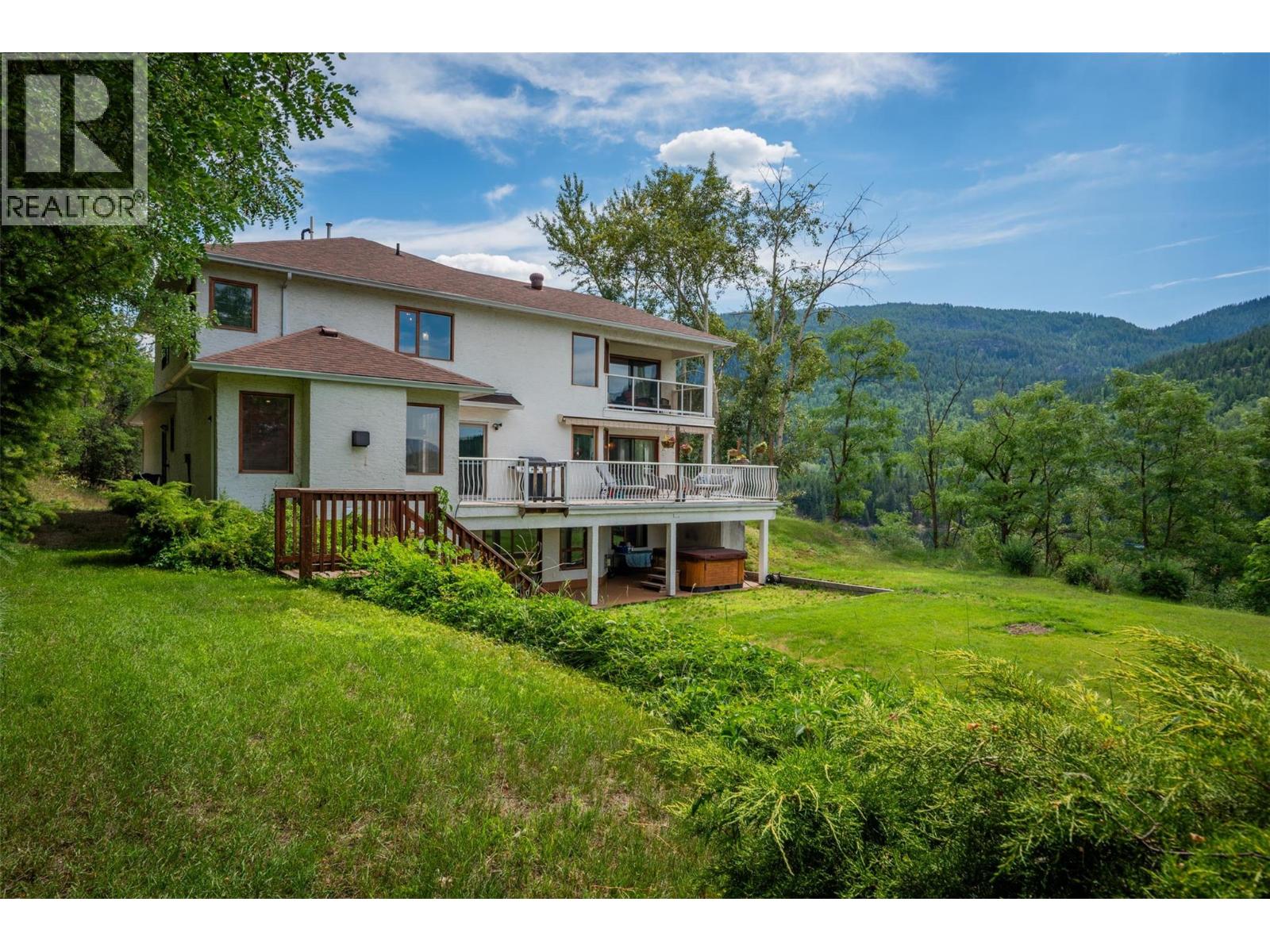 507 15th Avenue, Genelle, British Columbia  V0G 1G0 - Photo 62 - 10381402