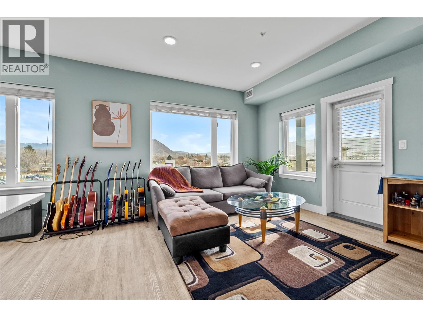 107 Yew Street Unit# 505, Kamloops, British Columbia  V2B 4A1 - Photo 3 - 10381364