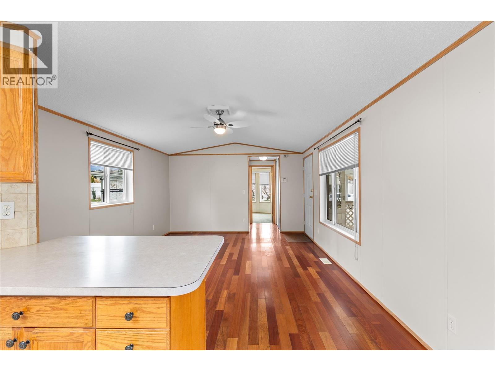 5484 25 Avenue Unit# 32, Vernon, British Columbia  V1T 7A8 - Photo 11 - 10381136