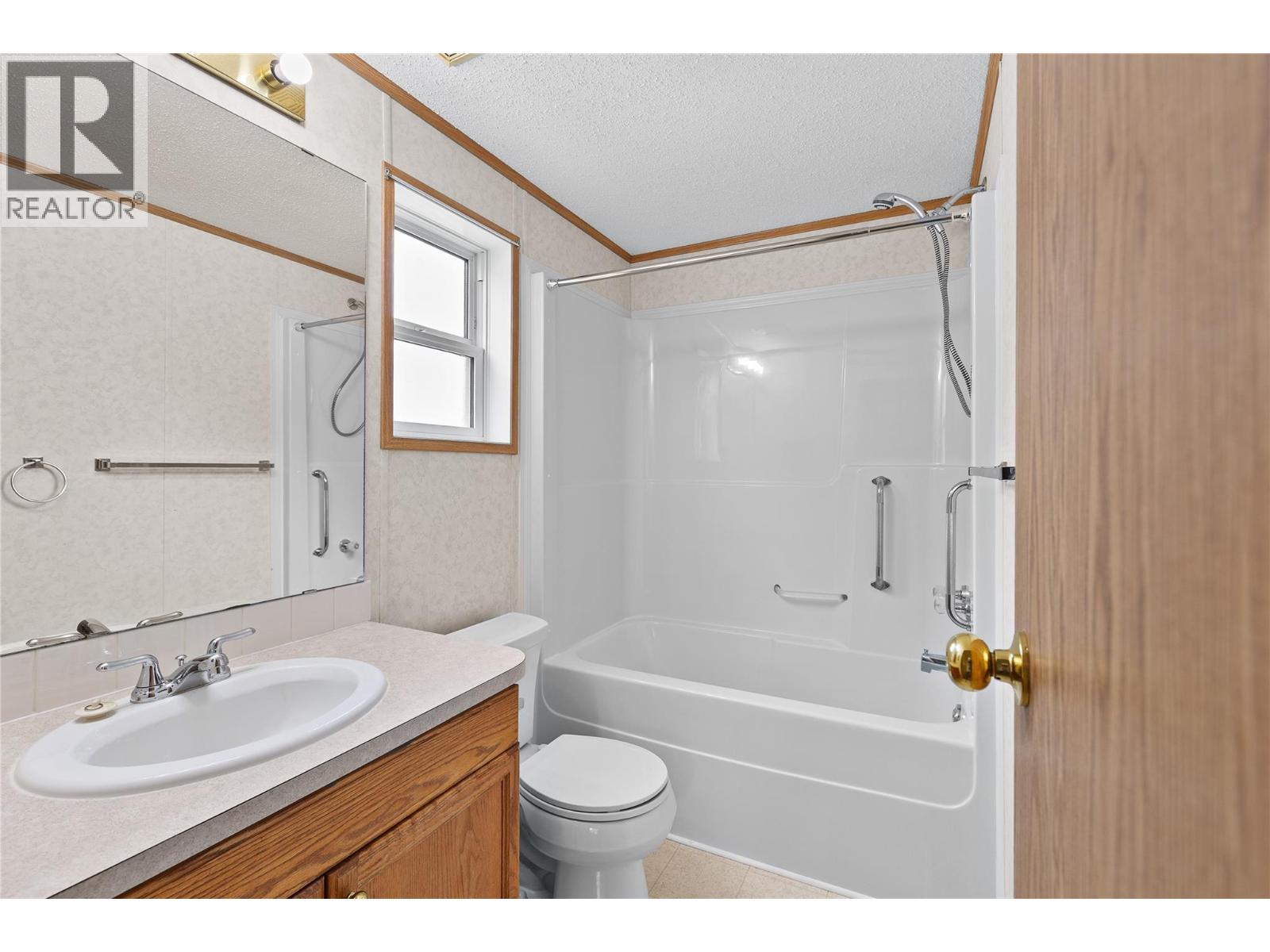 5484 25 Avenue Unit# 32, Vernon, British Columbia  V1T 7A8 - Photo 17 - 10381136