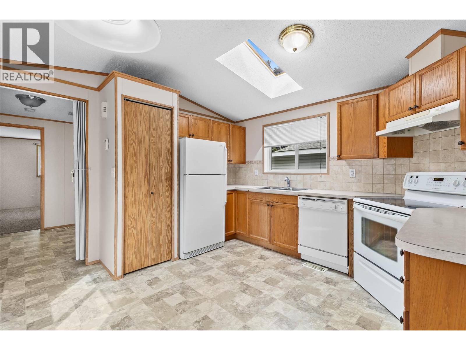 5484 25 Avenue Unit# 32, Vernon, British Columbia  V1T 7A8 - Photo 24 - 10381136