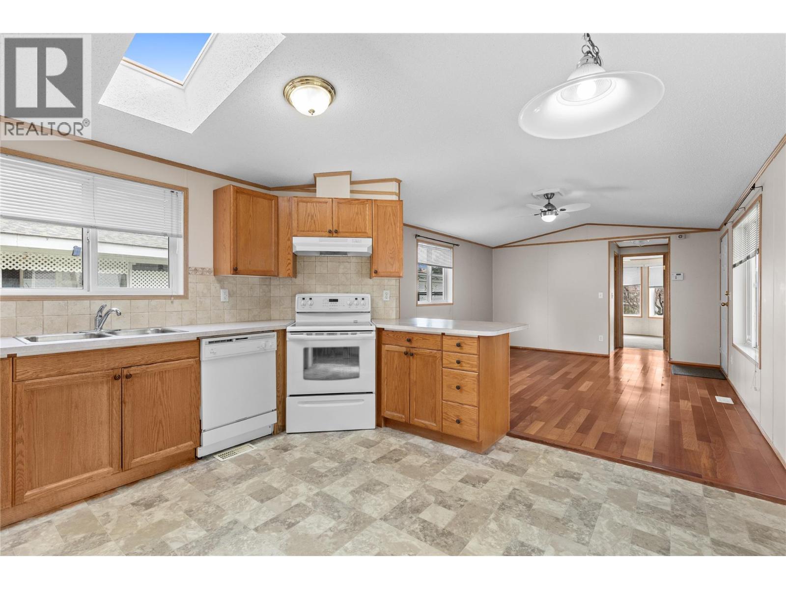 5484 25 Avenue Unit# 32, Vernon, British Columbia  V1T 7A8 - Photo 25 - 10381136