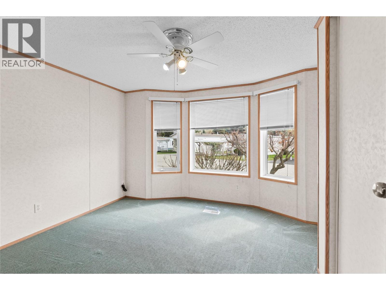 5484 25 Avenue Unit# 32, Vernon, British Columbia  V1T 7A8 - Photo 31 - 10381136