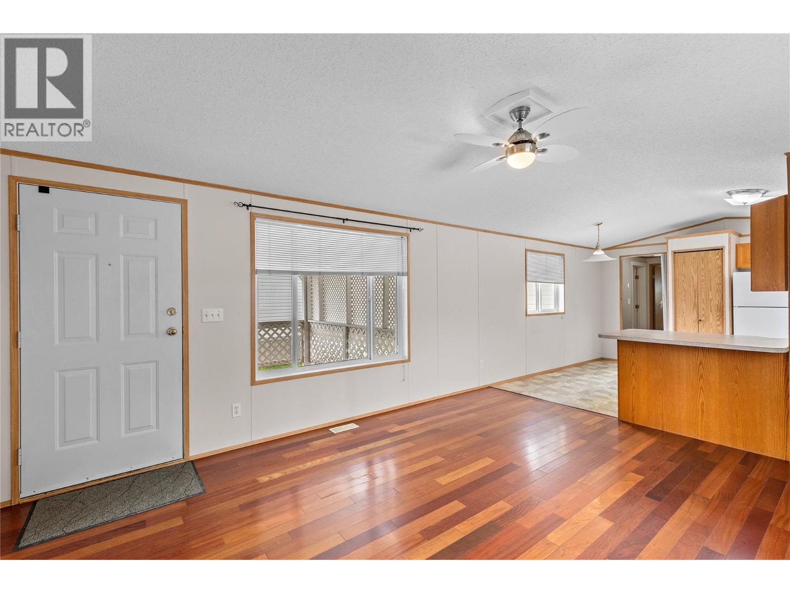 5484 25 Avenue Unit# 32, Vernon, British Columbia  V1T 7A8 - Photo 4 - 10381136