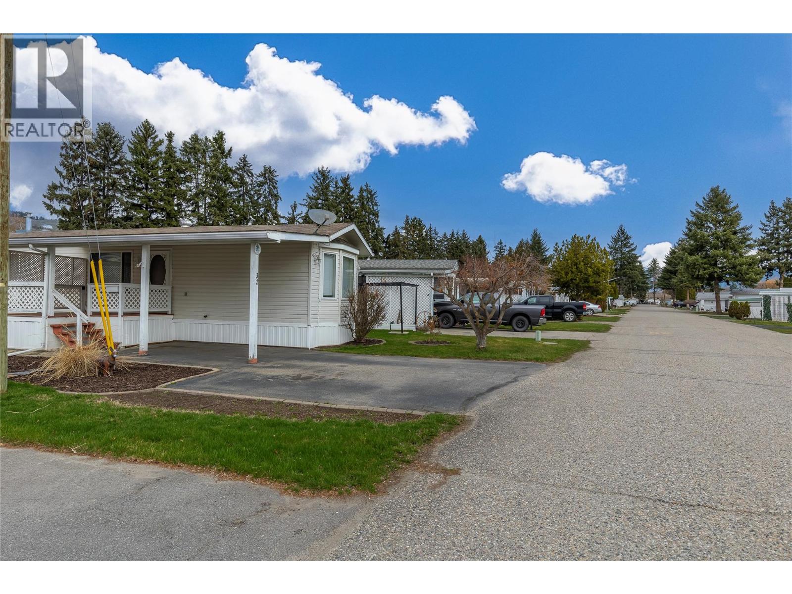 5484 25 Avenue Unit# 32, Vernon, British Columbia  V1T 7A8 - Photo 49 - 10381136