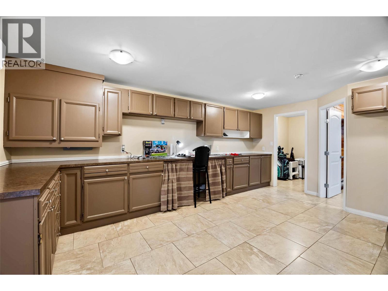 7730 Columbia Drive, Anglemont, British Columbia  V0E 1M8 - Photo 30 - 10380081