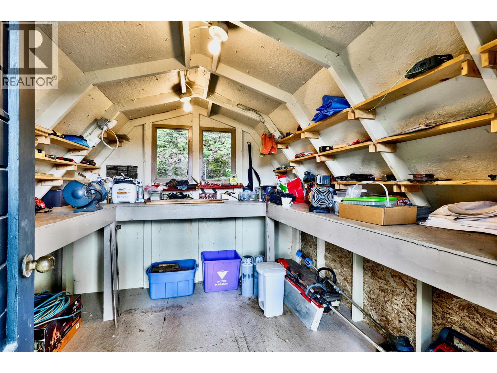 7730 Columbia Drive, Anglemont, British Columbia  V0E 1M8 - Photo 40 - 10380081