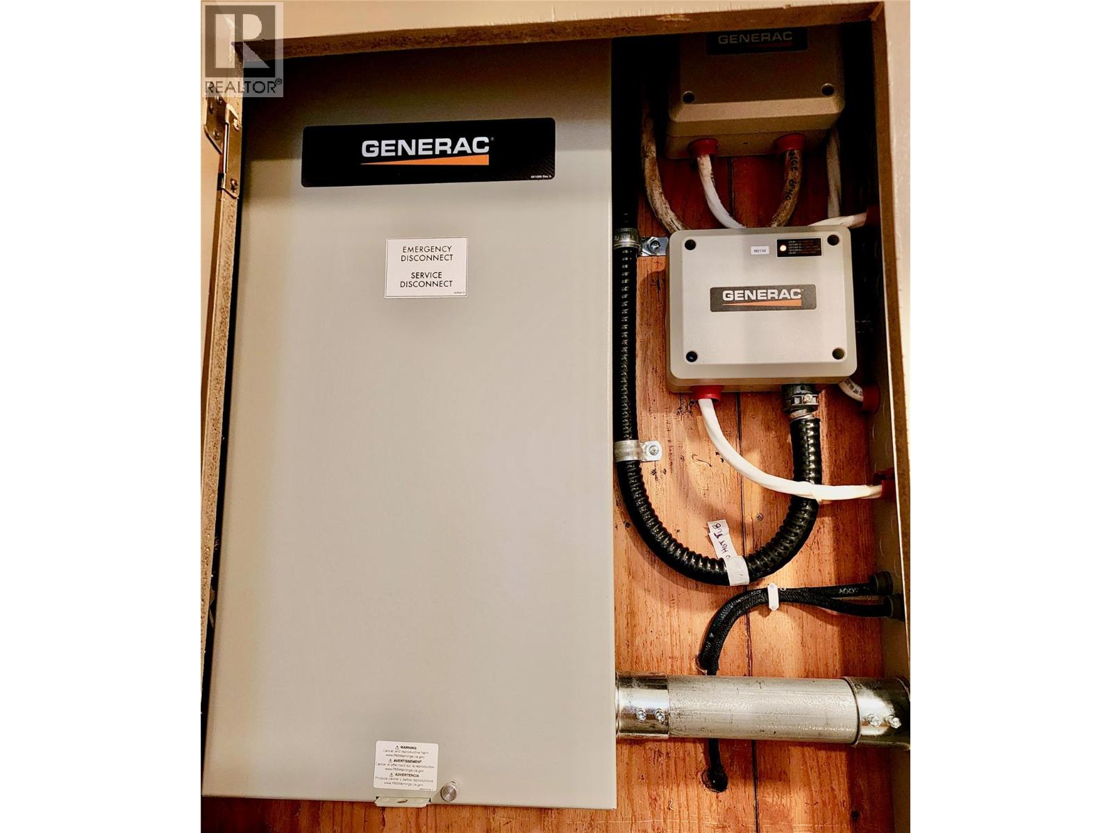 7730 Columbia Drive, Anglemont, British Columbia  V0E 1M8 - Photo 56 - 10380081