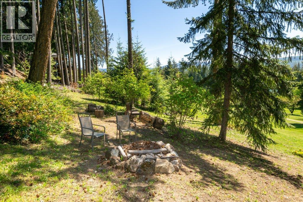 7730 Columbia Drive, Anglemont, British Columbia  V0E 1M8 - Photo 58 - 10380081