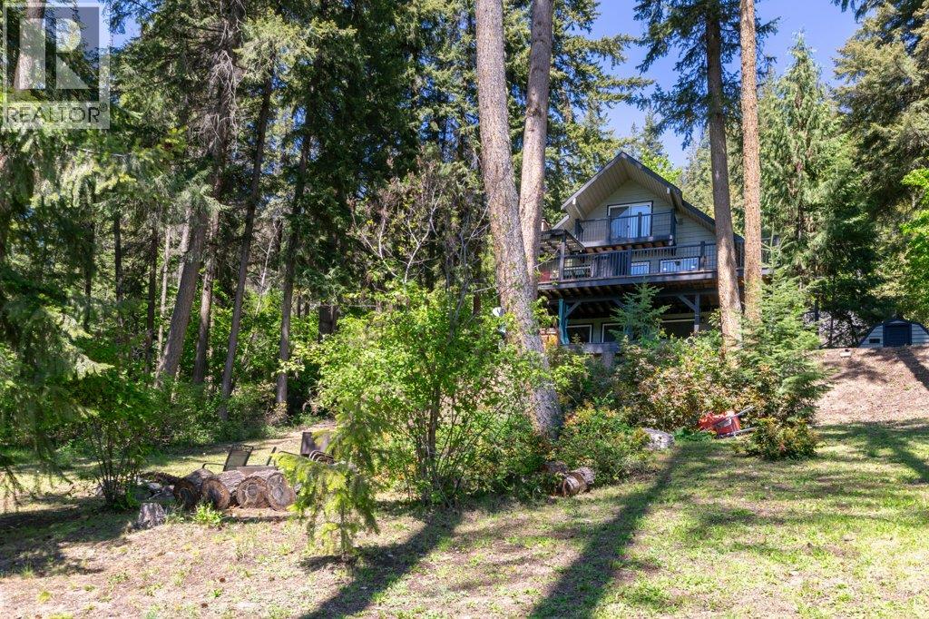 7730 Columbia Drive, Anglemont, British Columbia  V0E 1M8 - Photo 59 - 10380081