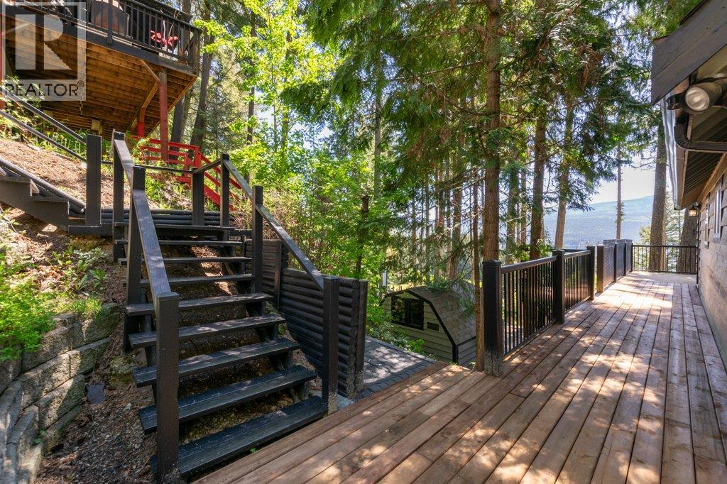 7730 Columbia Drive, Anglemont, British Columbia  V0E 1M8 - Photo 60 - 10380081