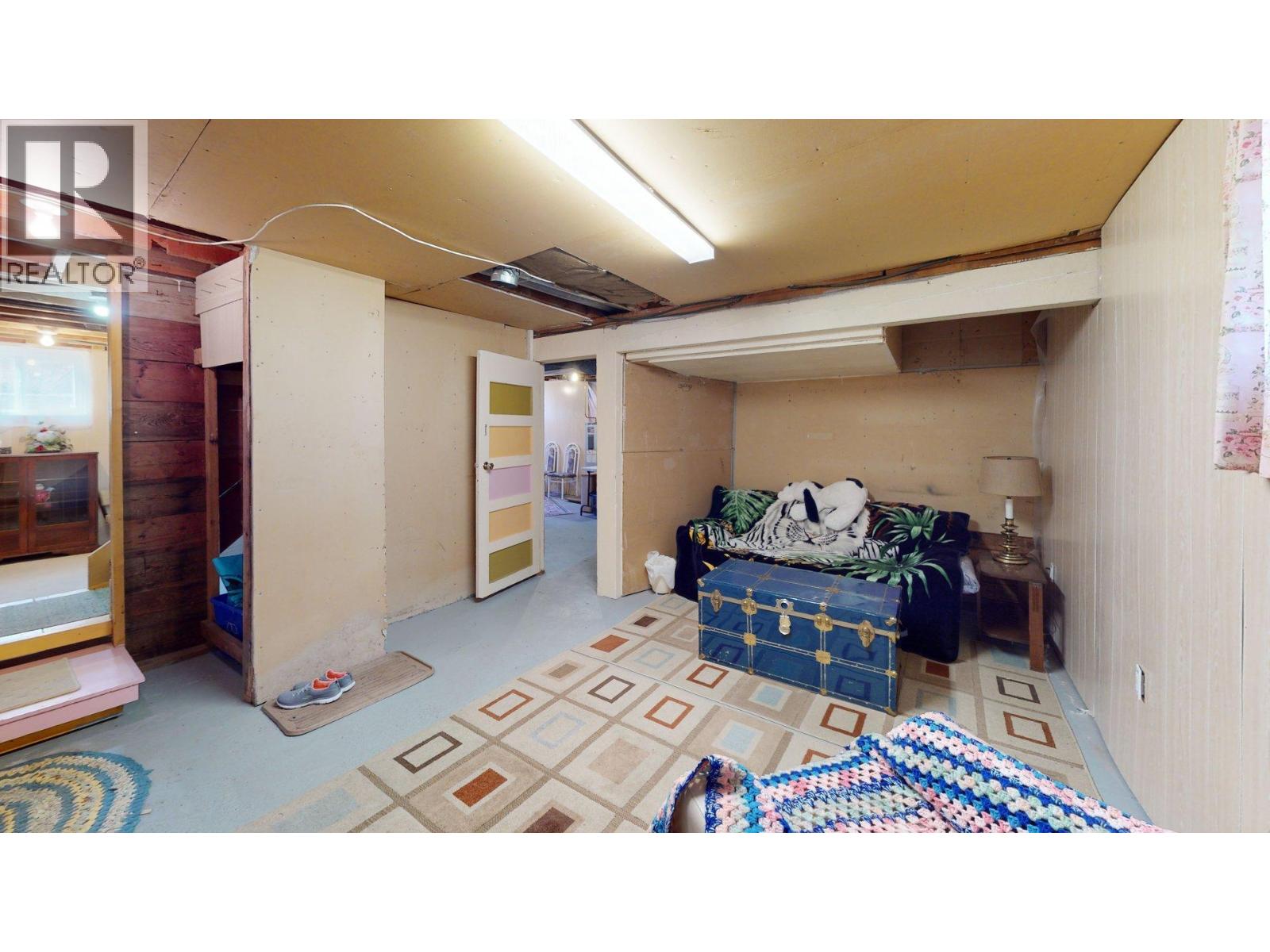 465 11th Avenue, Montrose, British Columbia  V0G 1P0 - Photo 21 - 10381145