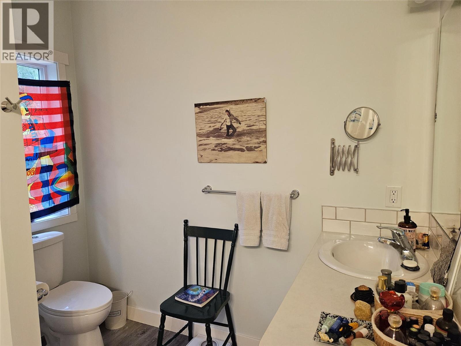 2291 15th Avenue, Nakusp, British Columbia  V0G 1R1 - Photo 14 - 10381202