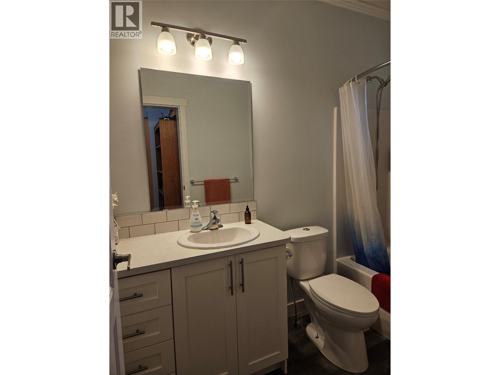 2291 15th Avenue, Nakusp, British Columbia  V0G 1R1 - Photo 9 - 10381202