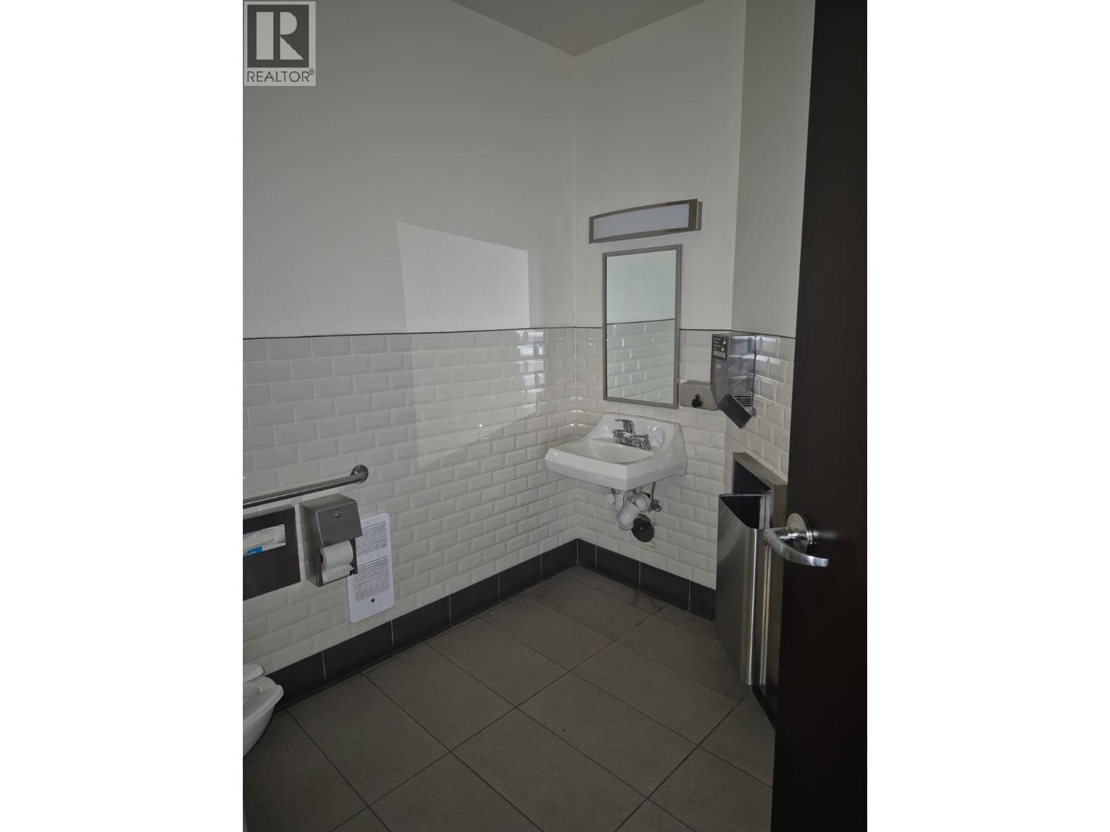 3957 Lakeshore Road Unit# 101, Kelowna, British Columbia  V1W 1V3 - Photo 11 - 10381196