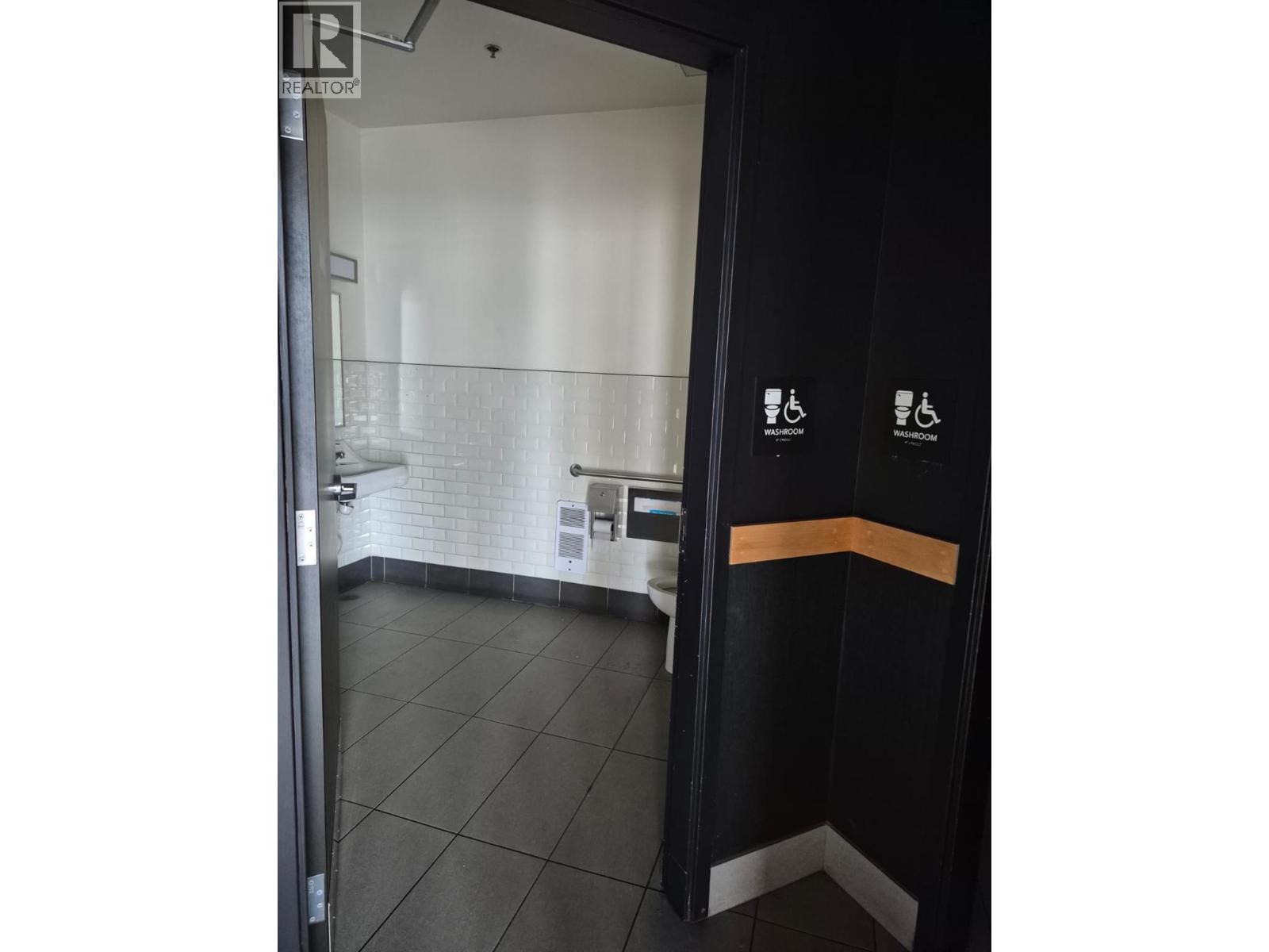 3957 Lakeshore Road Unit# 101, Kelowna, British Columbia  V1W 1V3 - Photo 12 - 10381196