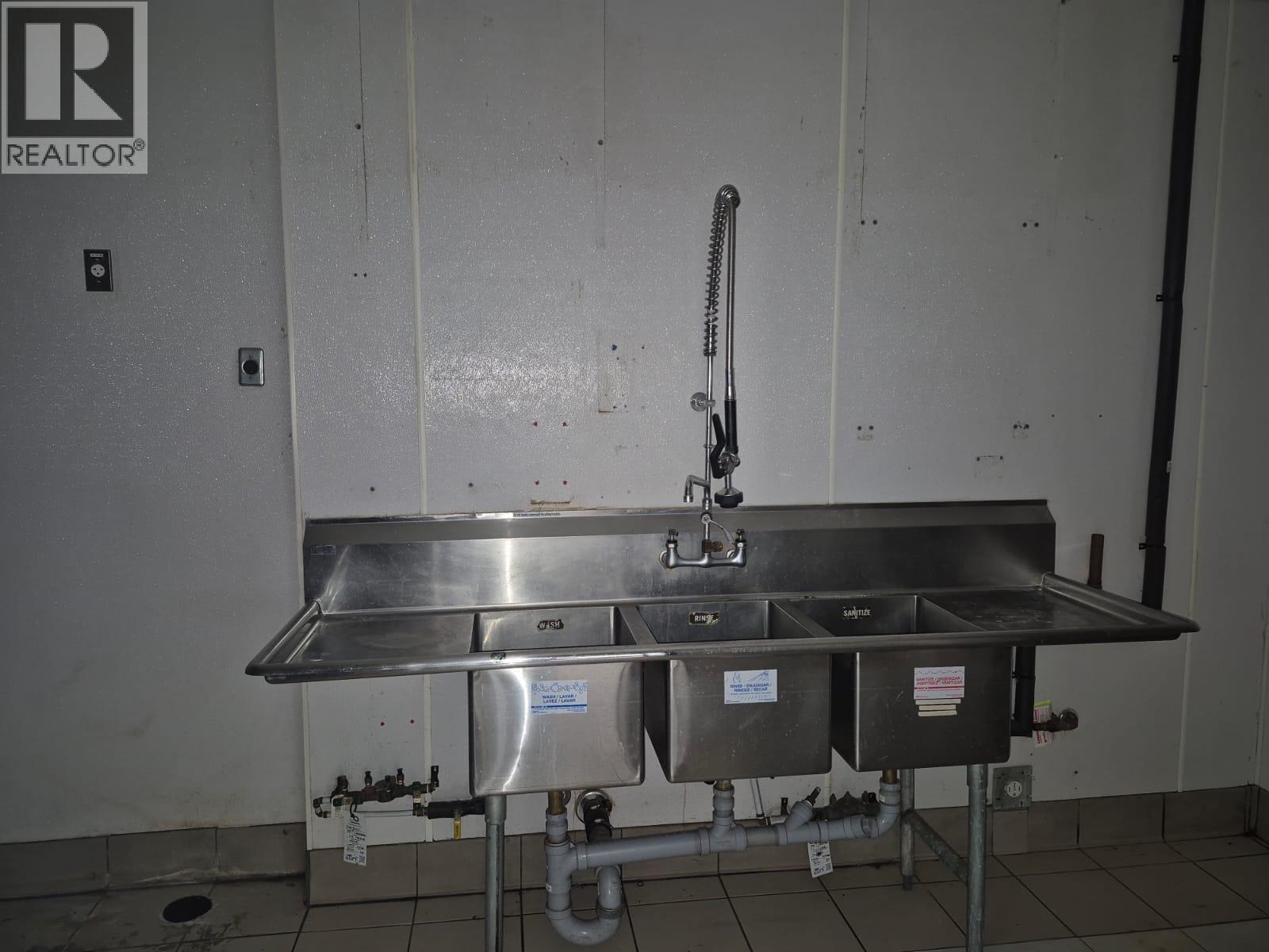 3957 Lakeshore Road Unit# 101, Kelowna, British Columbia  V1W 1V3 - Photo 13 - 10381196