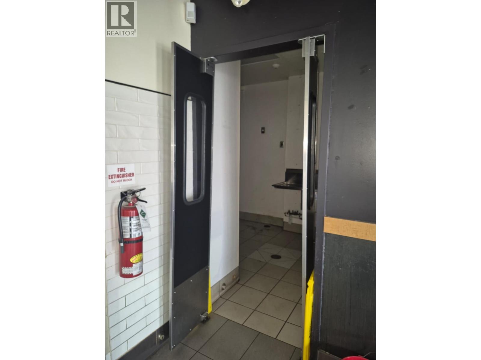 3957 Lakeshore Road Unit# 101, Kelowna, British Columbia  V1W 1V3 - Photo 14 - 10381196