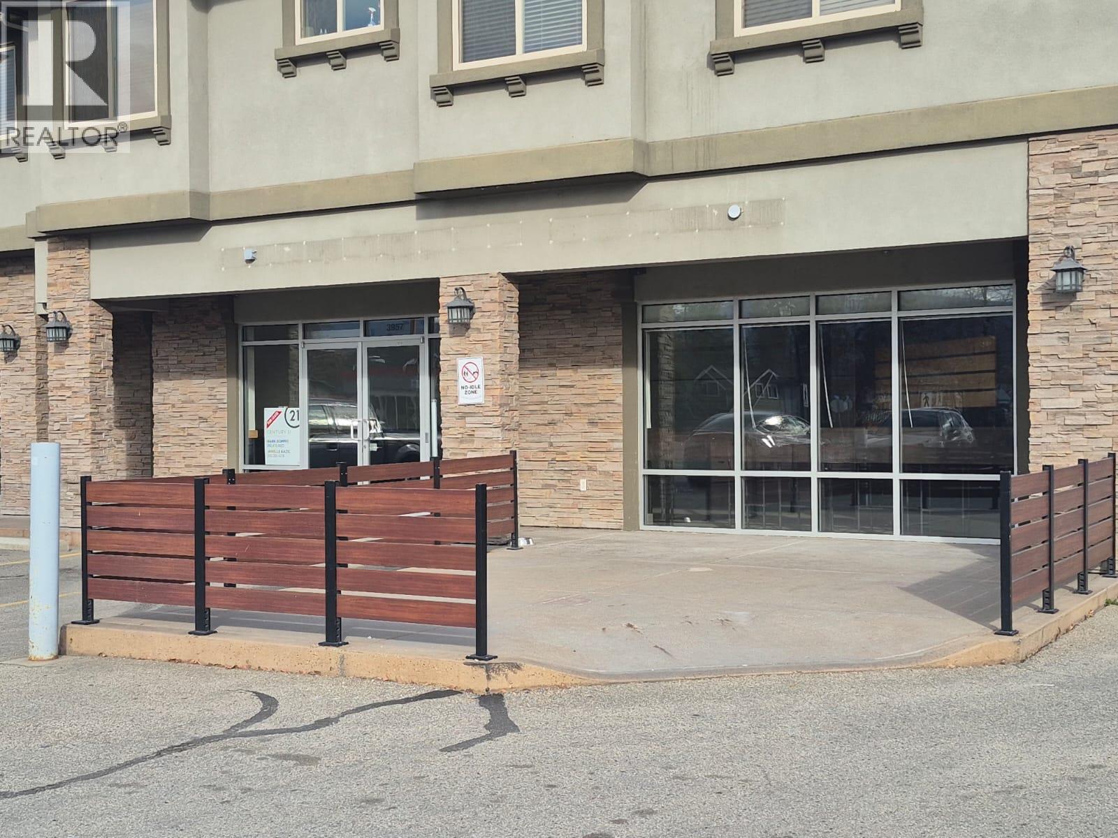 3957 Lakeshore Road Unit# 101, Kelowna, British Columbia  V1W 1V3 - Photo 3 - 10381196