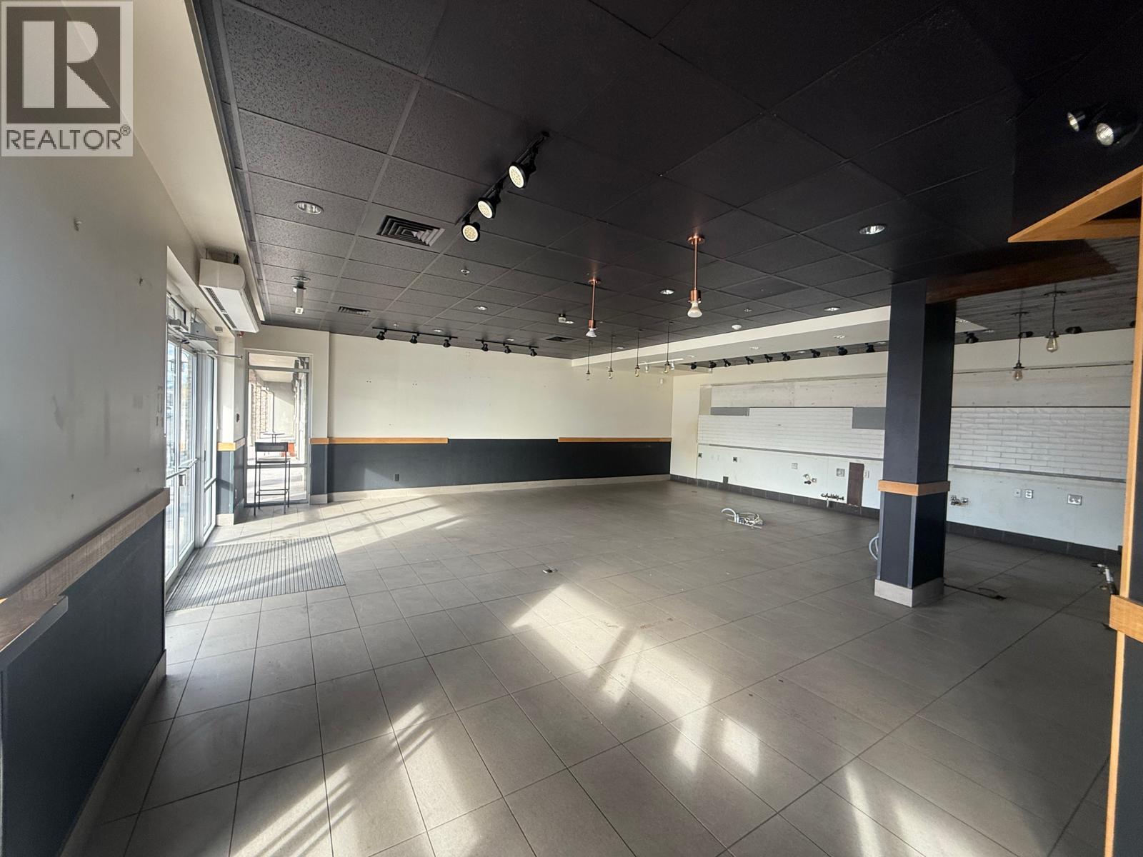 3957 Lakeshore Road Unit# 101, Kelowna, British Columbia  V1W 1V3 - Photo 4 - 10381196