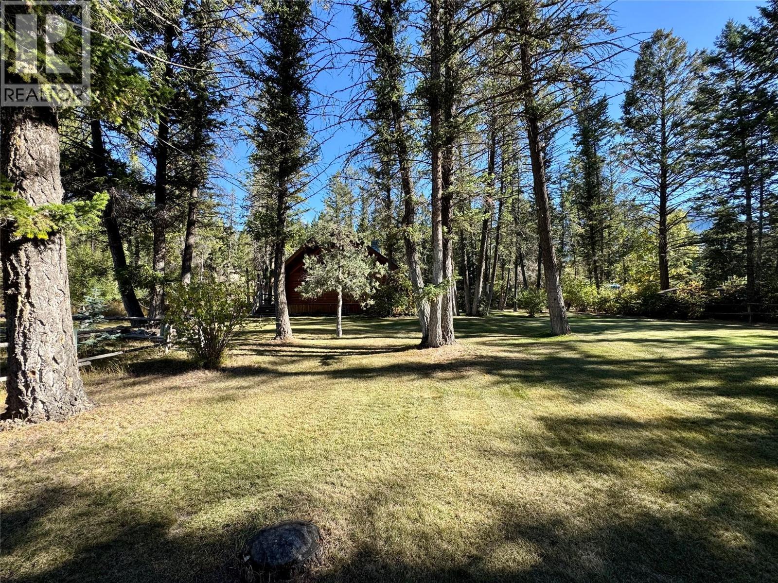 4892 Ogilvey Avenue, Fairmont Hot Springs, British Columbia  V0A 1L1 - Photo 35 - 10381408