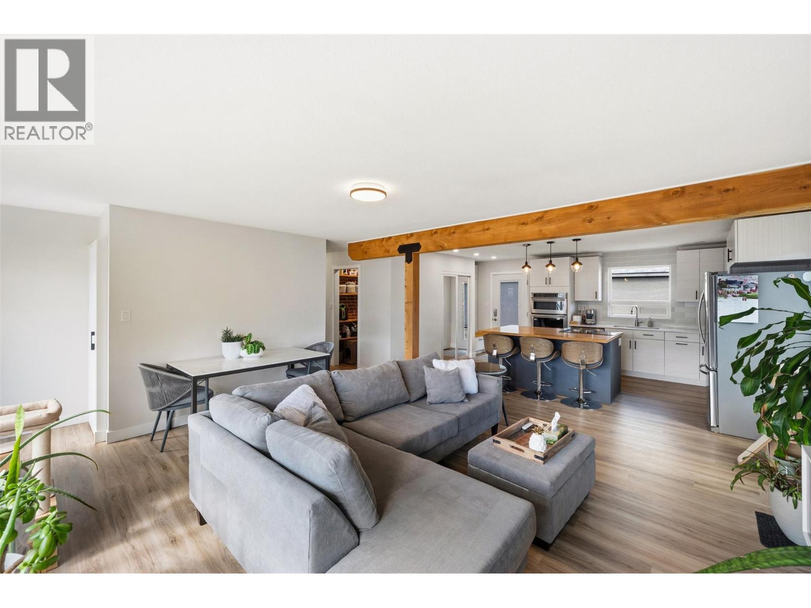 35 Granby Avenue, Penticton, British Columbia  V2A 2Y6 - Photo 6 - 10381393