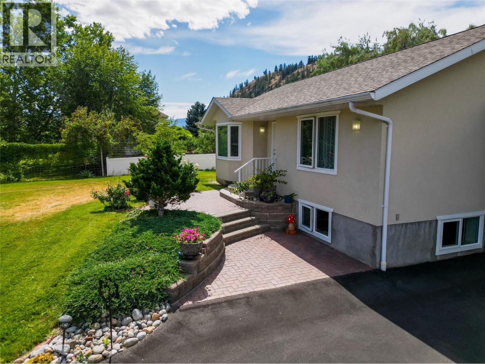 232 Linden Avenue, Kaleden, British Columbia  V0H 1K0 - Photo 10 - 10381320