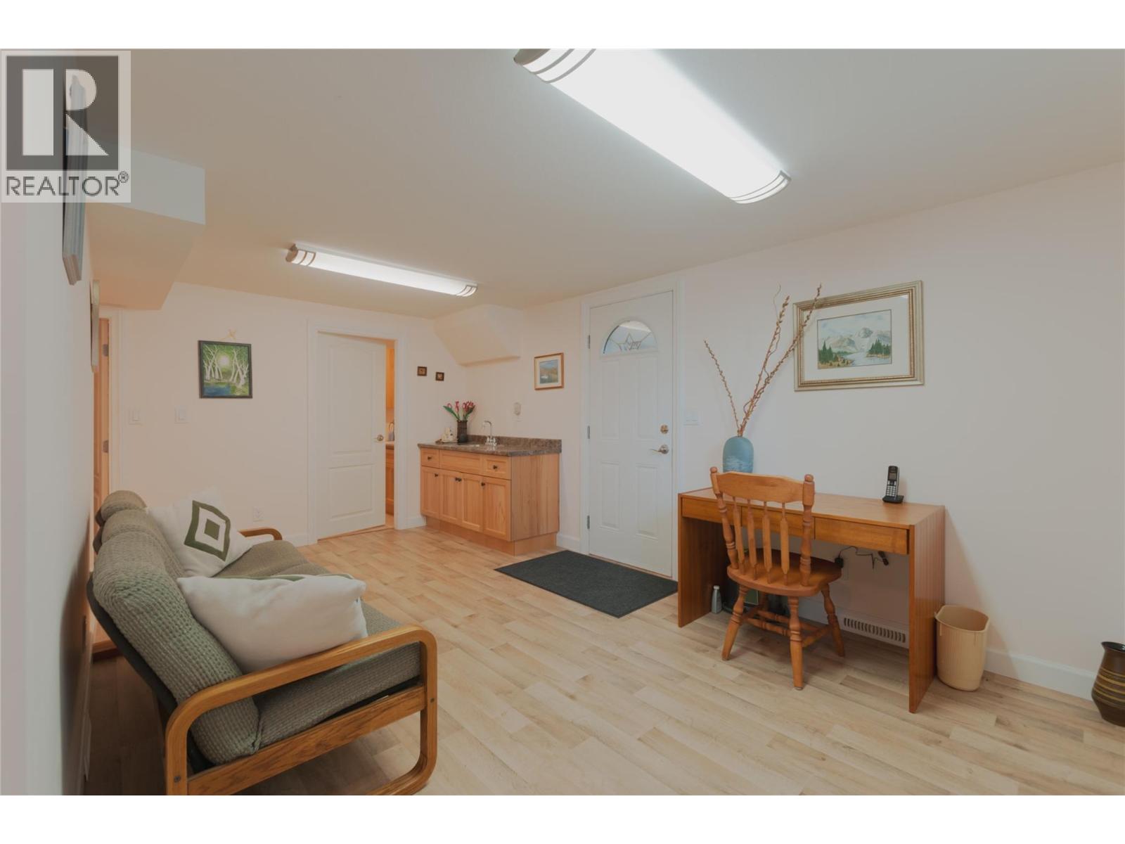 232 Linden Avenue, Kaleden, British Columbia  V0H 1K0 - Photo 18 - 10381320