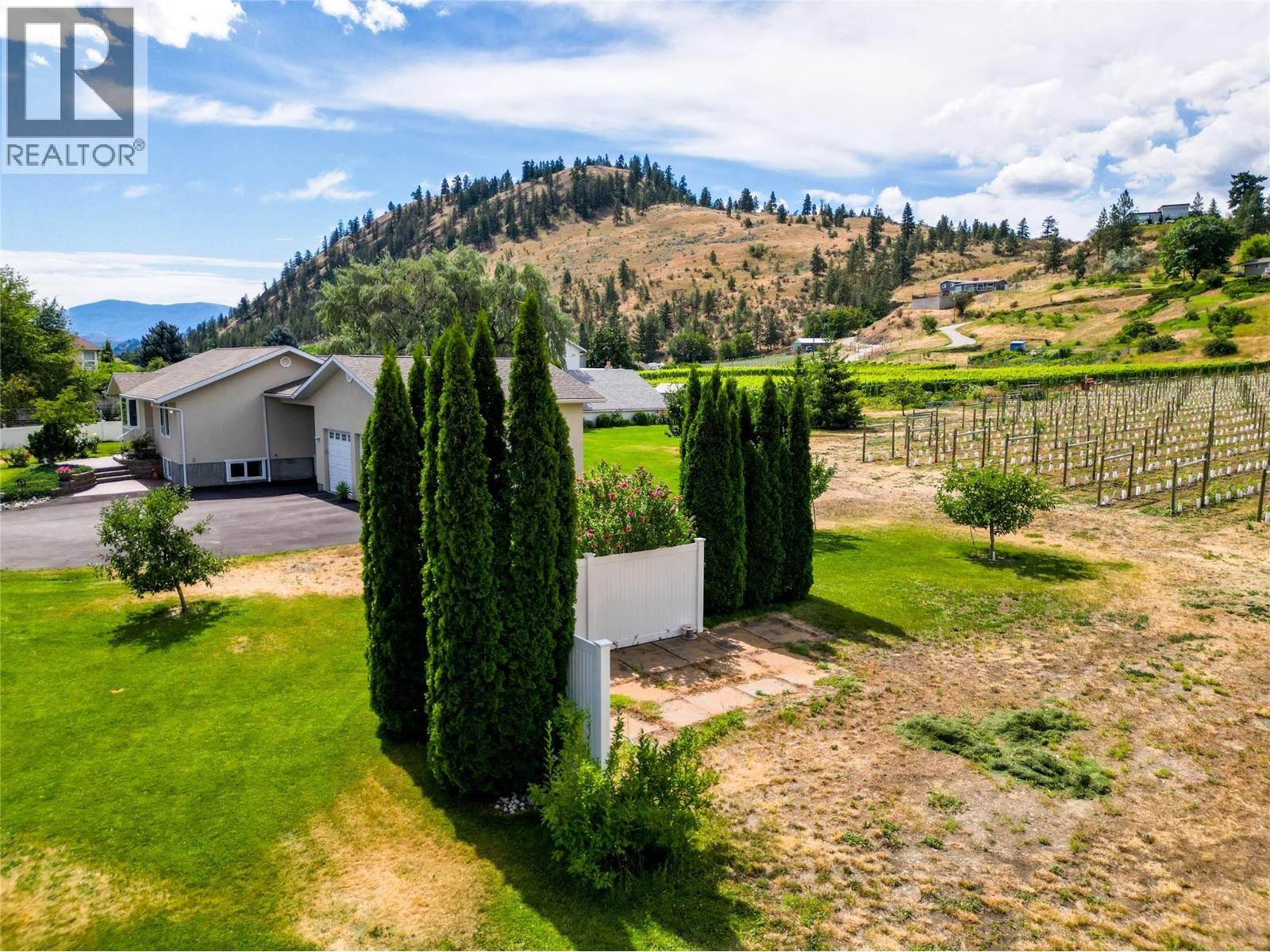 232 Linden Avenue, Kaleden, British Columbia  V0H 1K0 - Photo 9 - 10381320