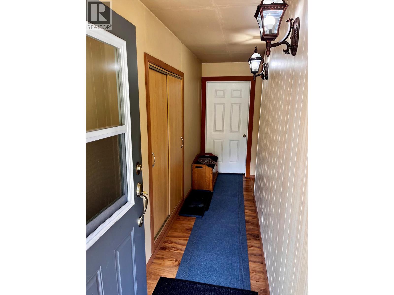 7705 Omen Road, Fauquier, British Columbia  V0G 1K0 - Photo 14 - 10380978