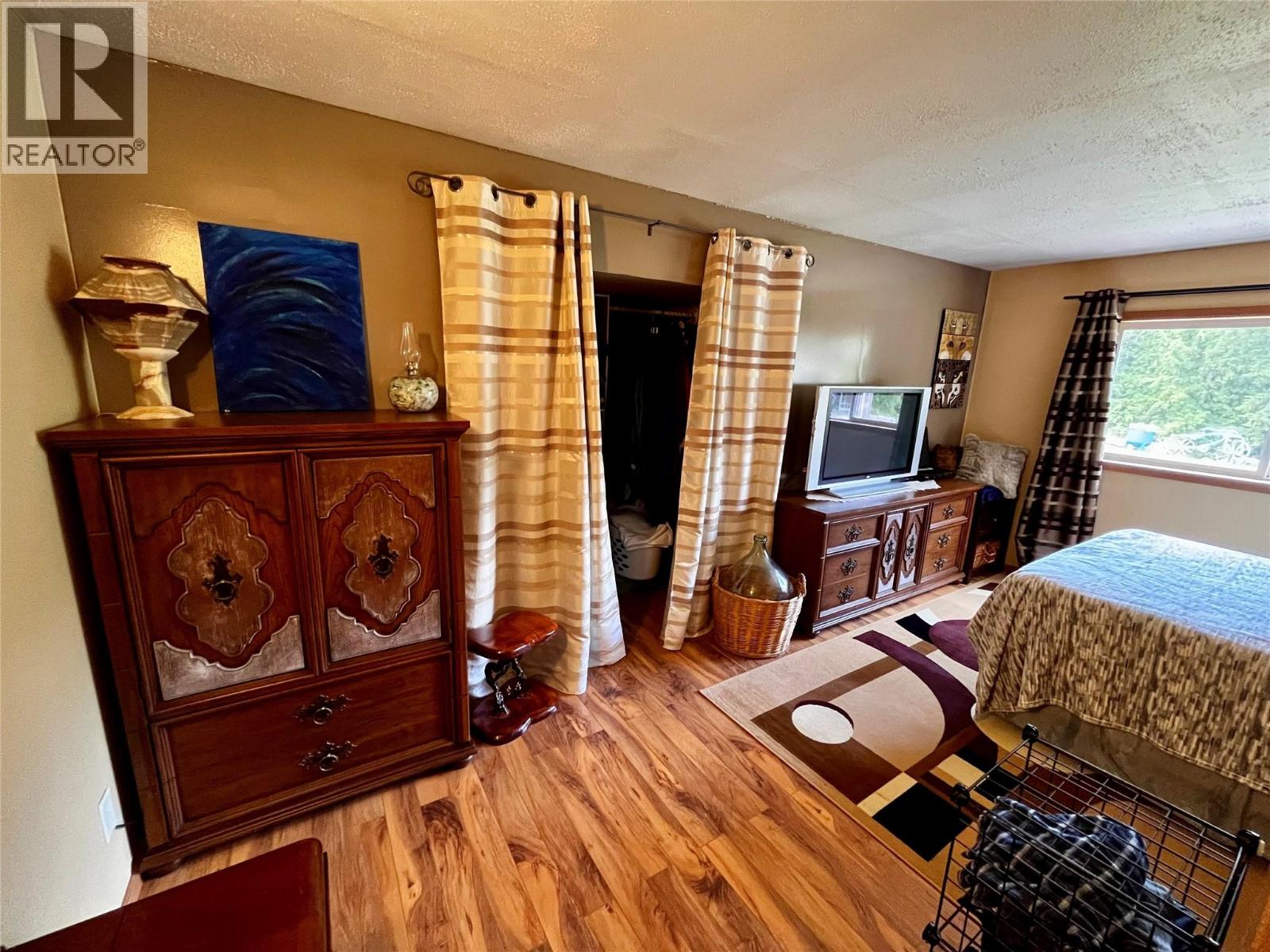 7705 Omen Road, Fauquier, British Columbia  V0G 1K0 - Photo 36 - 10380978