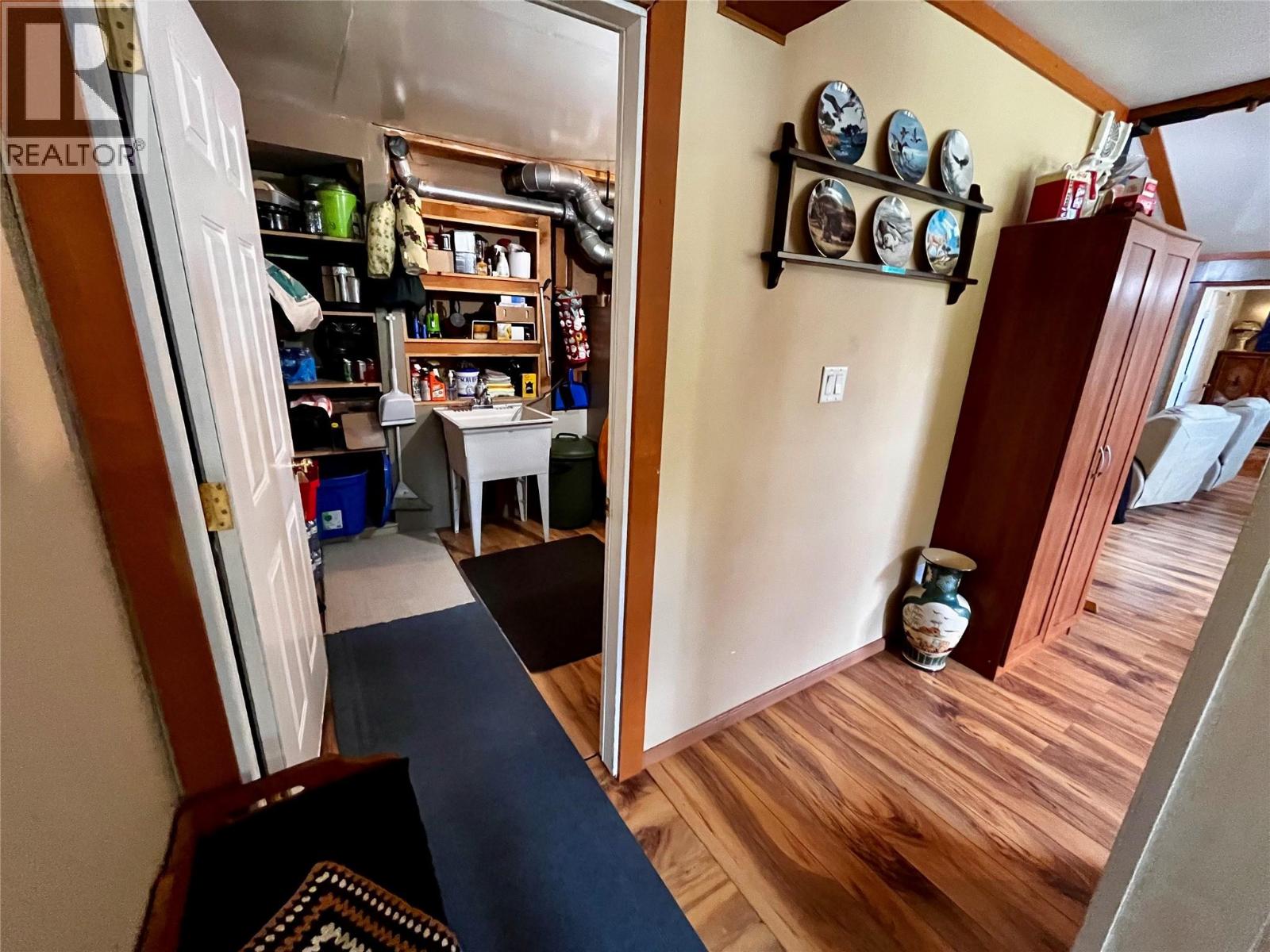 7705 Omen Road, Fauquier, British Columbia  V0G 1K0 - Photo 44 - 10380978