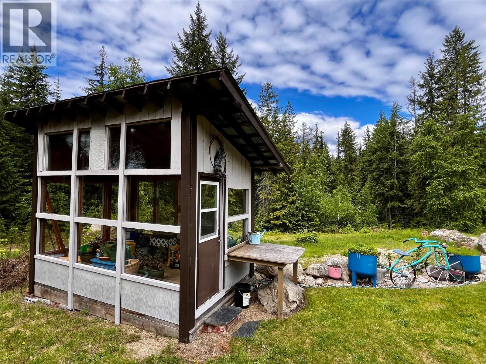 7705 Omen Road, Fauquier, British Columbia  V0G 1K0 - Photo 49 - 10380978