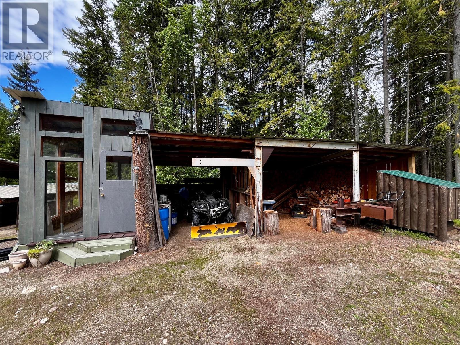 7705 Omen Road, Fauquier, British Columbia  V0G 1K0 - Photo 55 - 10380978