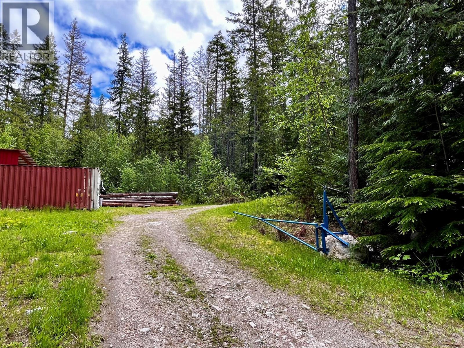 7705 Omen Road, Fauquier, British Columbia  V0G 1K0 - Photo 68 - 10380978