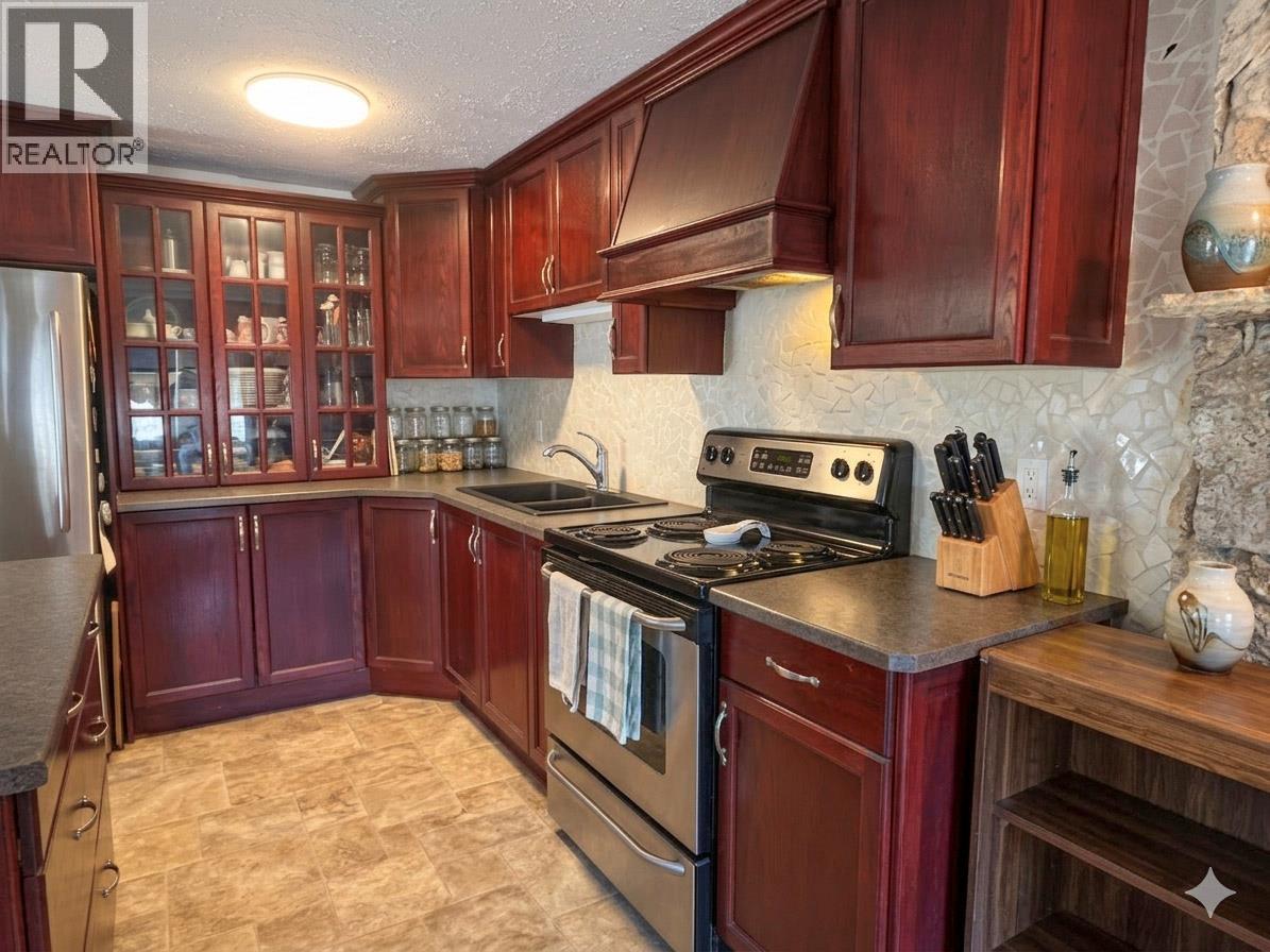 4250 Highway 97 Highway, Oliver, British Columbia  V0H 1T0 - Photo 3 - 10380642