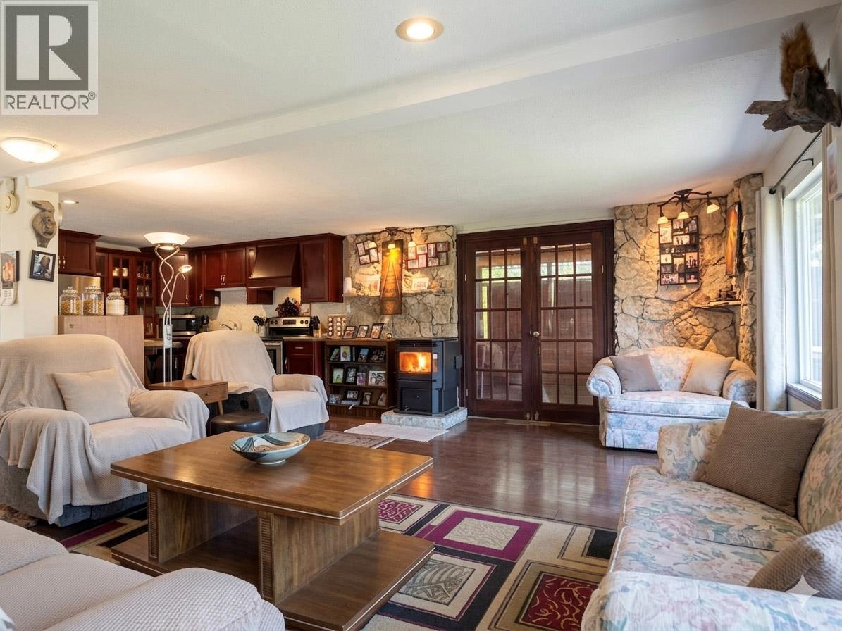 4250 Highway 97 Highway, Oliver, British Columbia  V0H 1T0 - Photo 6 - 10380642