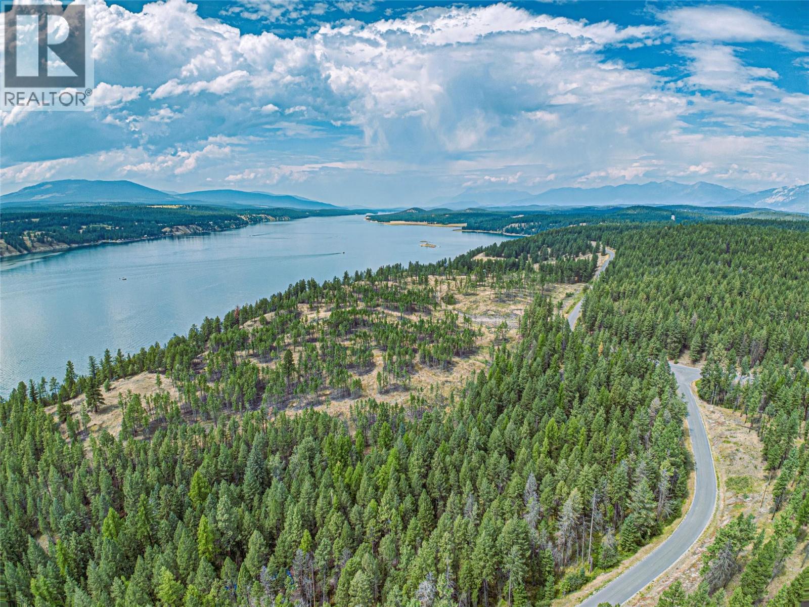 1347 Waldo Road, Baynes Lake, British Columbia  V0B 1T4 - Photo 14 - 10381384