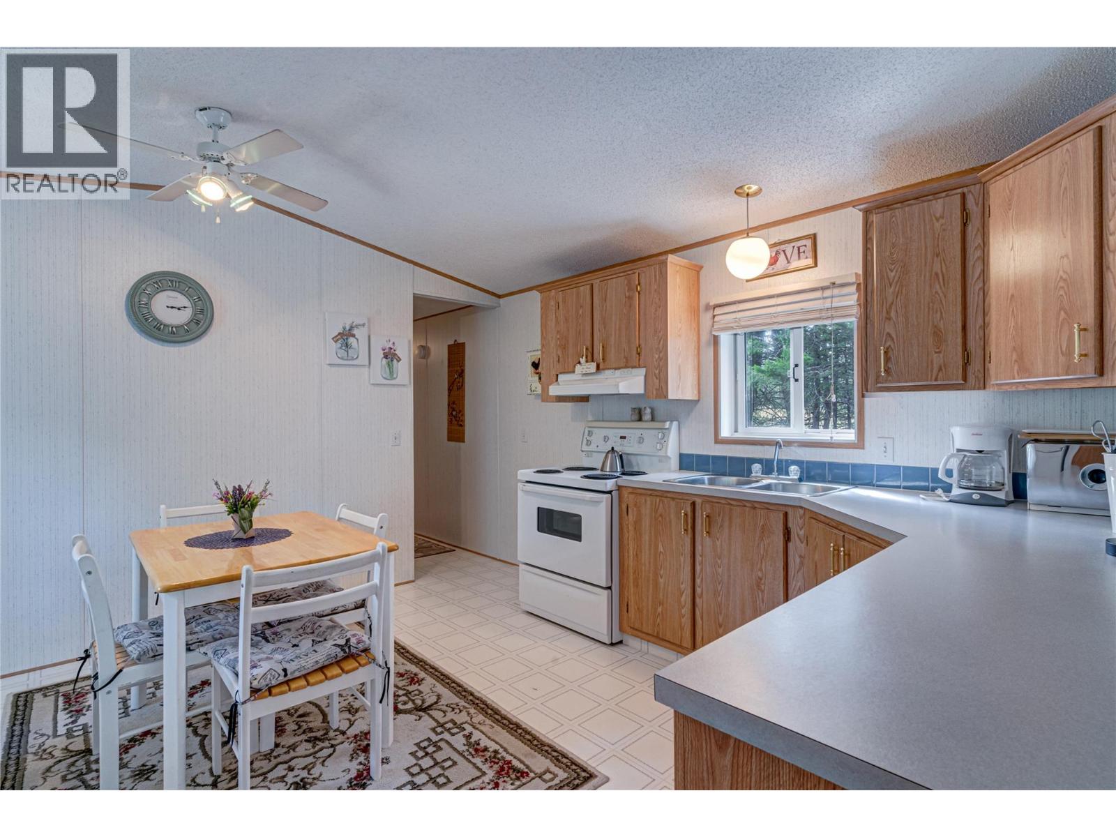 1347 Waldo Road, Baynes Lake, British Columbia  V0B 1T4 - Photo 26 - 10381384