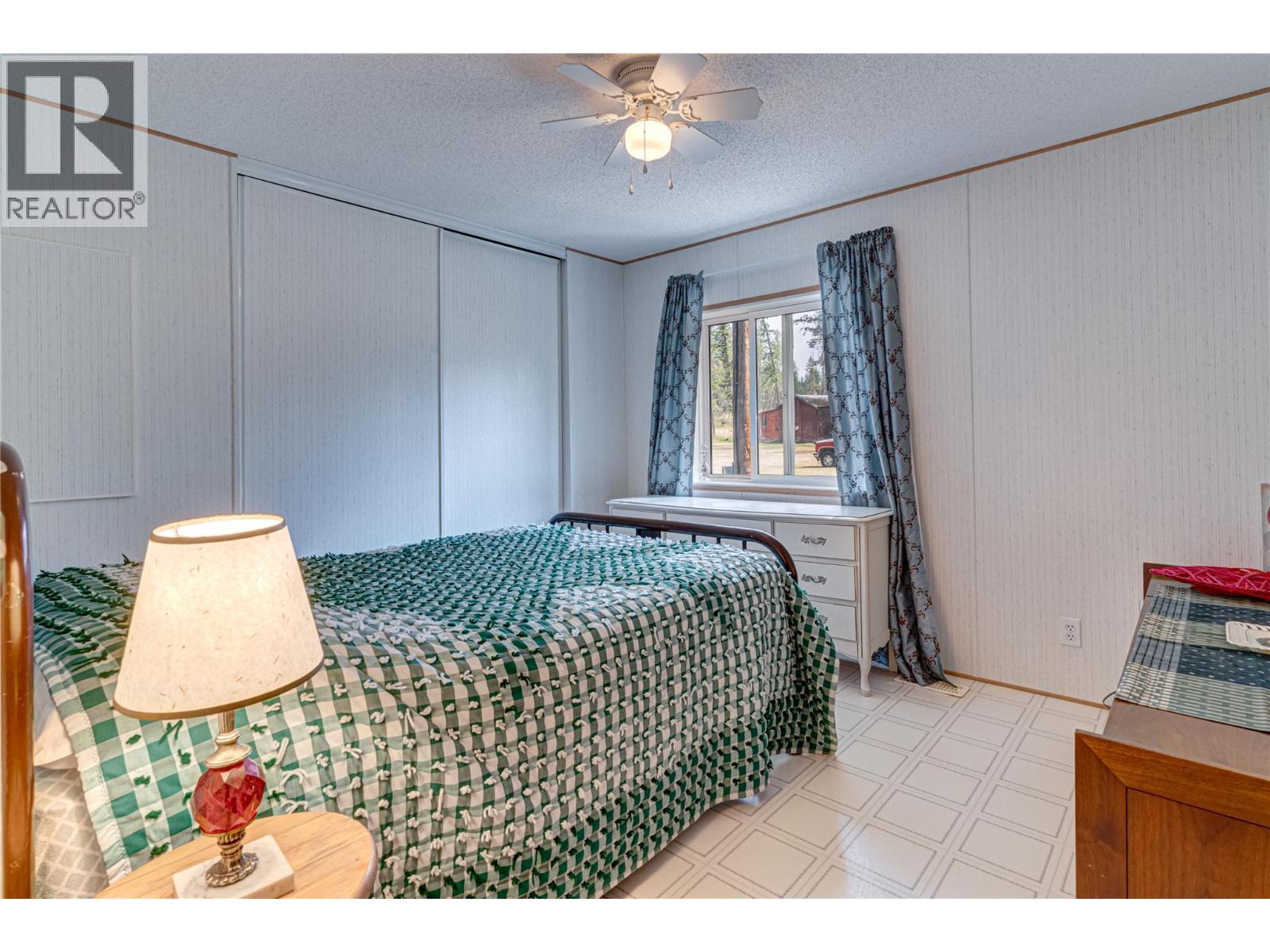 1347 Waldo Road, Baynes Lake, British Columbia  V0B 1T4 - Photo 31 - 10381384