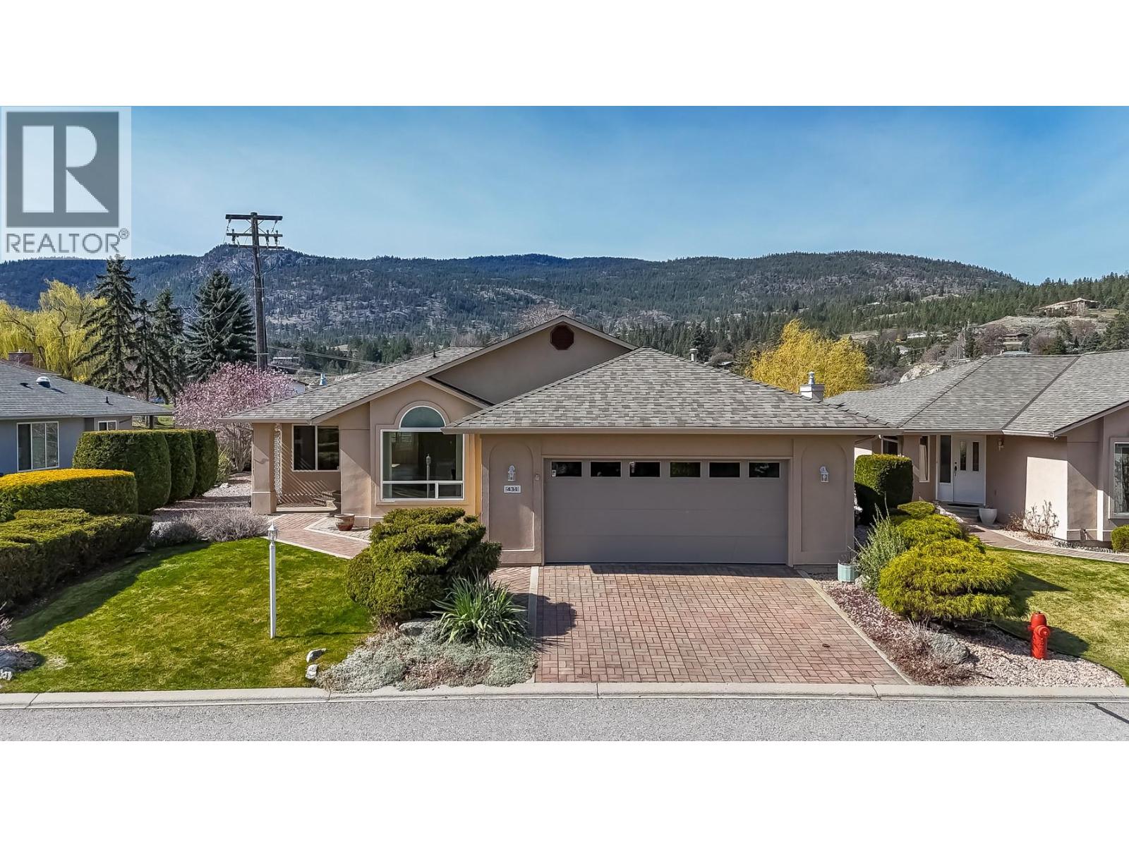 434 Ridge Road, Penticton, British Columbia  V2A 8N7 - Photo 1 - 10380912